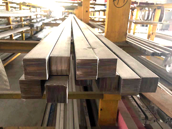 不(bù)鏽鋼闆材的(de)特性